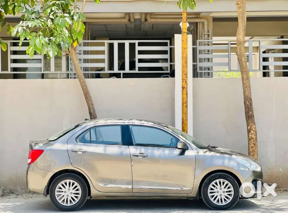 Maruti Suzuki Dzire 2019 Petrol 74950 Km Driven