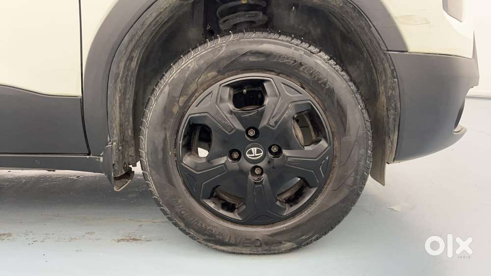 Tata Punch Accomplished, 2023, Petrol