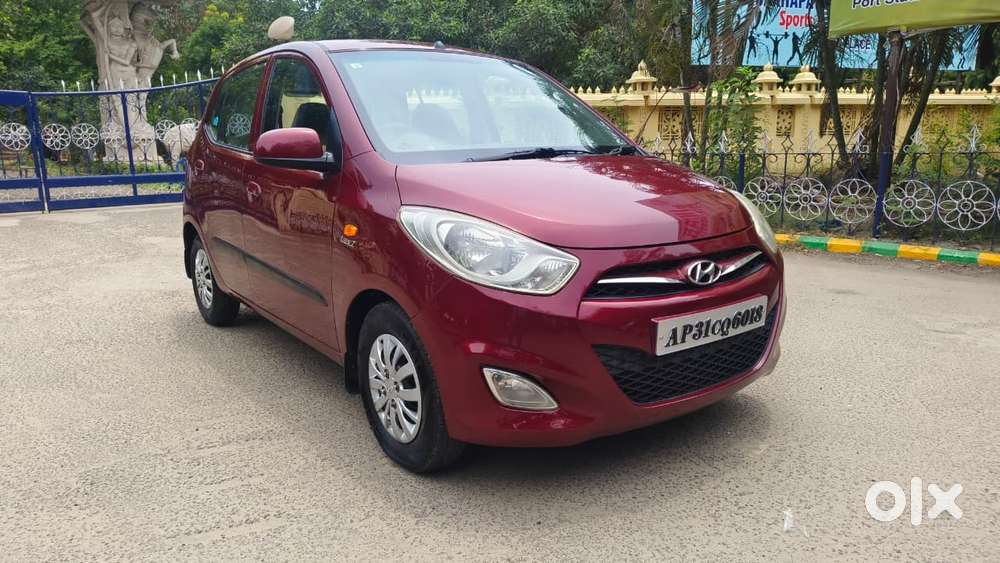 Hyundai I10 Sportz, 2014, Petrol