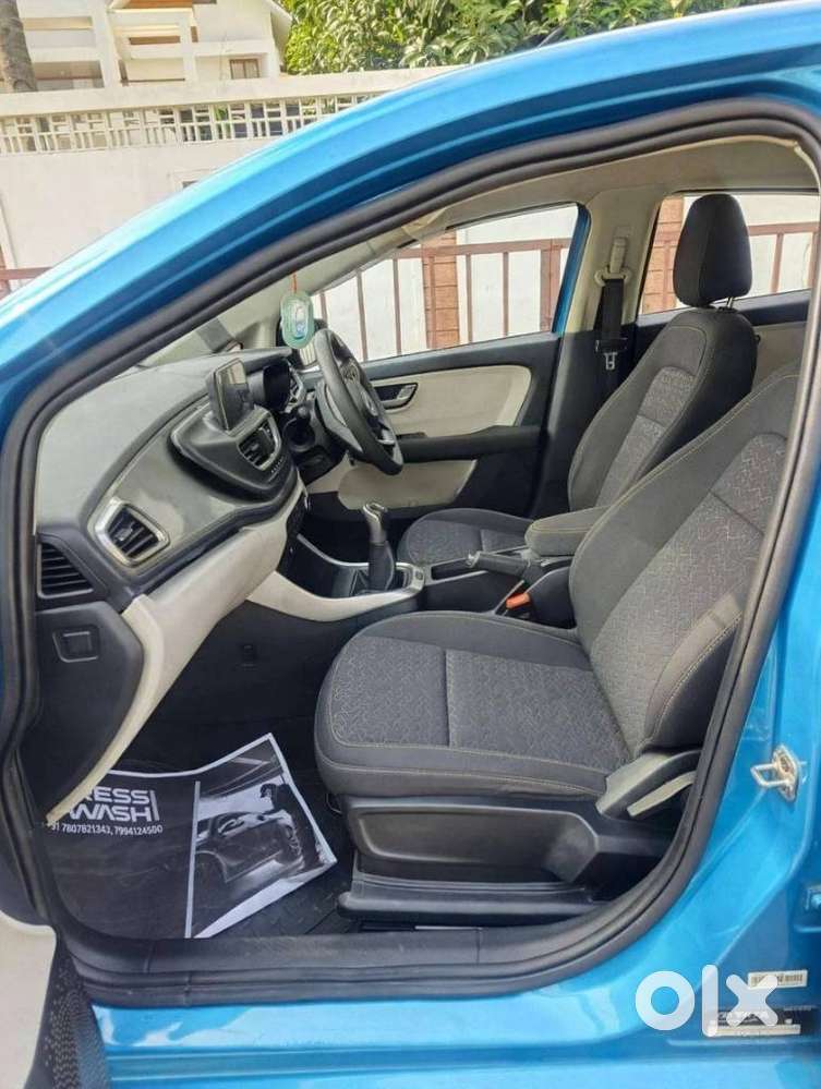 Tata Altroz Xz, 2021, Petrol