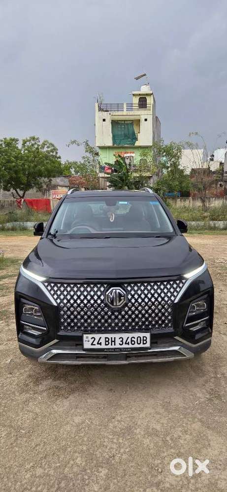 Mg Hector Plus Sharp Dct, 2023, Petrol