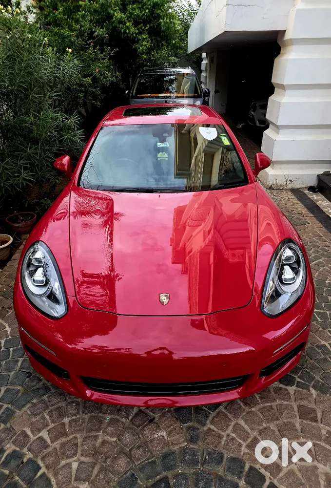 Porsche Panamera V6 Diesel In Carmine Red