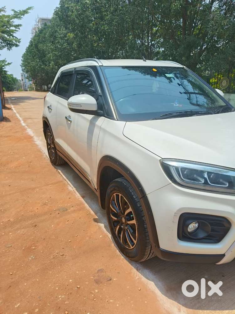 Maruti Suzuki Brezza 1.5 Zxi Plus Smart Hybrid, 2022, Petrol