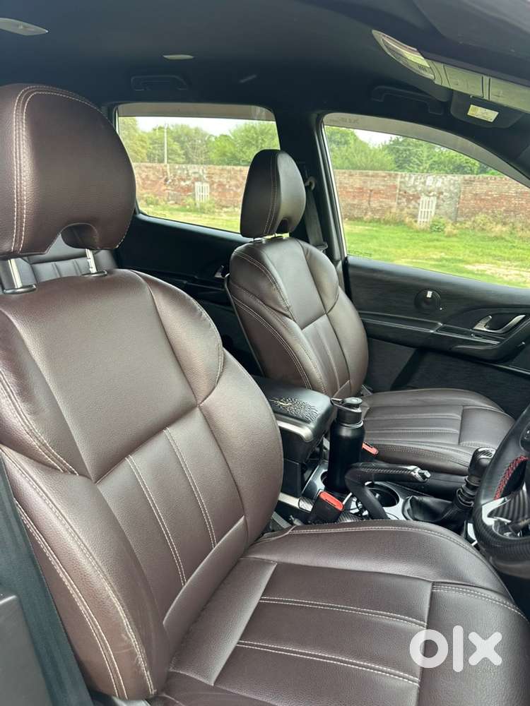 Mahindra Xuv500 2021 Diesel 1st Owner , Vip Number 0015 Cost Extra