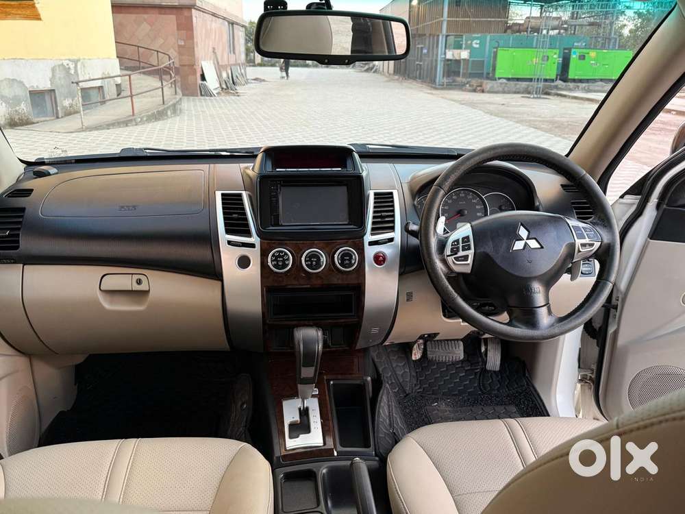 Mitsubishi Pajero Sport 4x2 Automatic, 2015, Diesel
