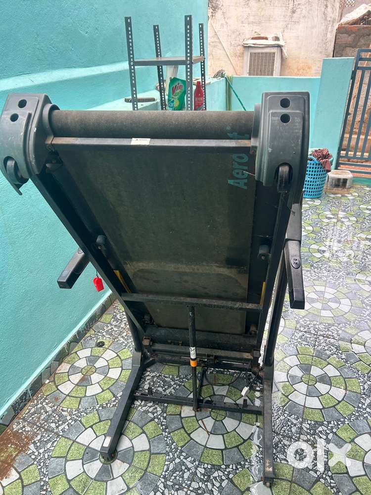 Aerofit AF-782 Motorized Treadmill &ndash;  Working Condition