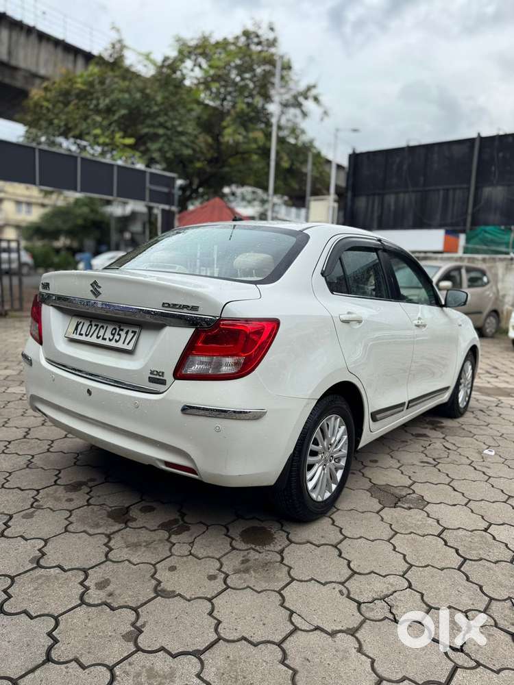 Maruti Suzuki Dzire 1.2 Zxi Amt, 2017, Petrol