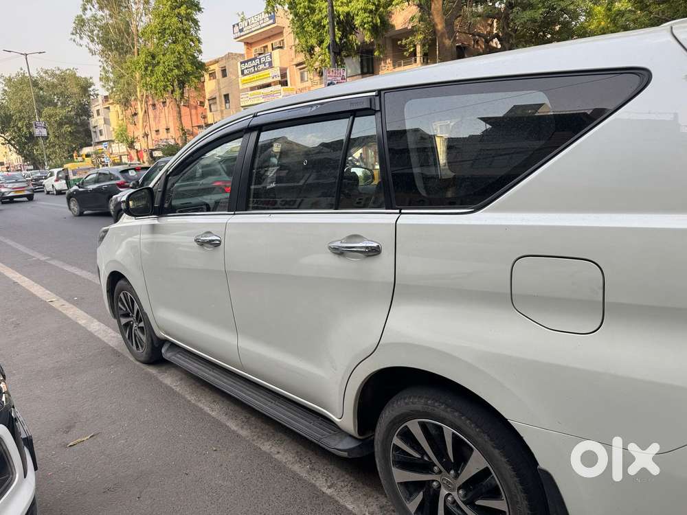 Toyota Innova Crysta [2020-ongoing] 2.7 Zx At 7 Str, 2022, Petrol