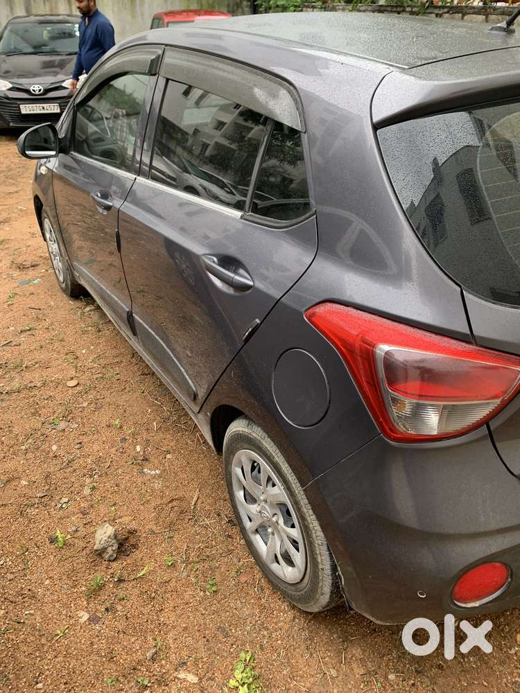 Hyundai Grand I10 1.2 Crdi Sportz Dual Tone, 2017, Diesel