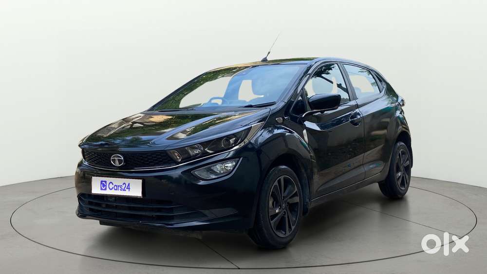 Tata Altroz 1.2 Xza Plus Dark Edition Dct, 2022, Petrol