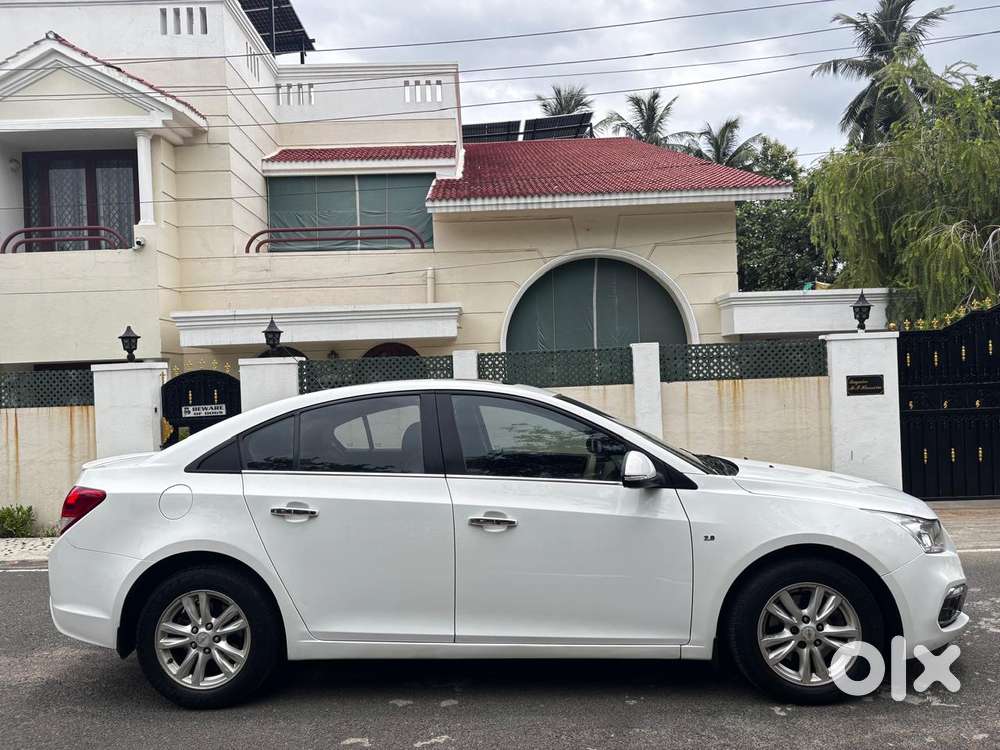 Chevrolet Cruze Ltz At, 2017, Petrol