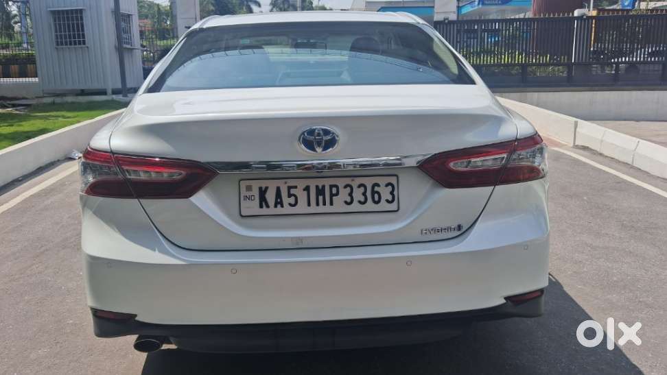 Toyota Camry Hybrid, 2020, Petrol