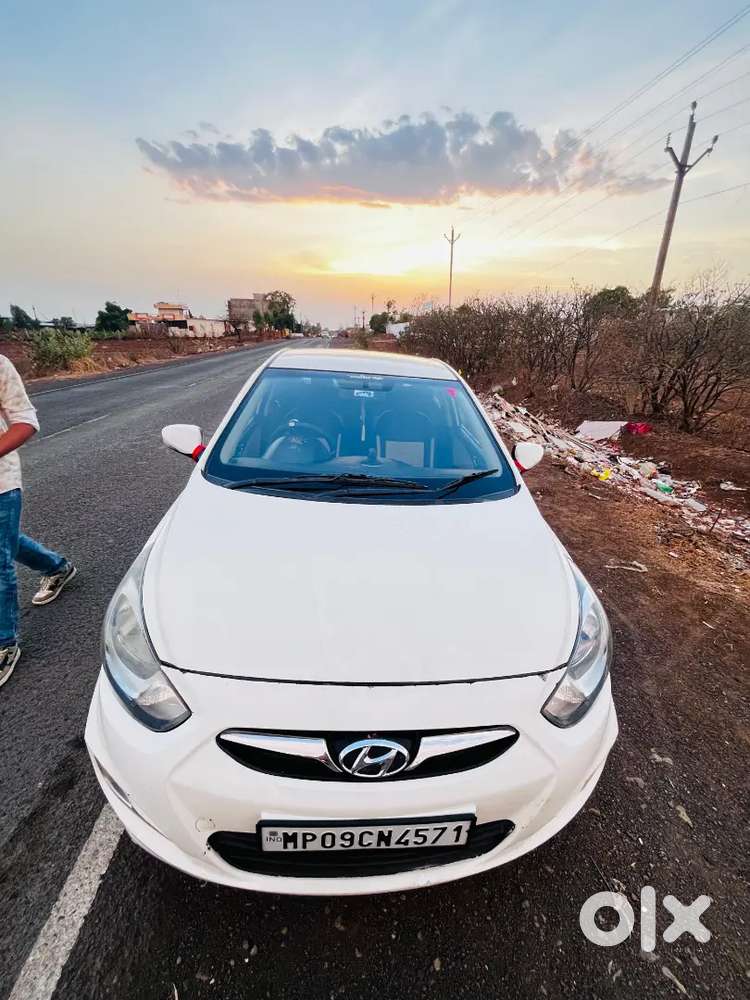 Hyundai Verna Fluidici 2013 Diesel Manual