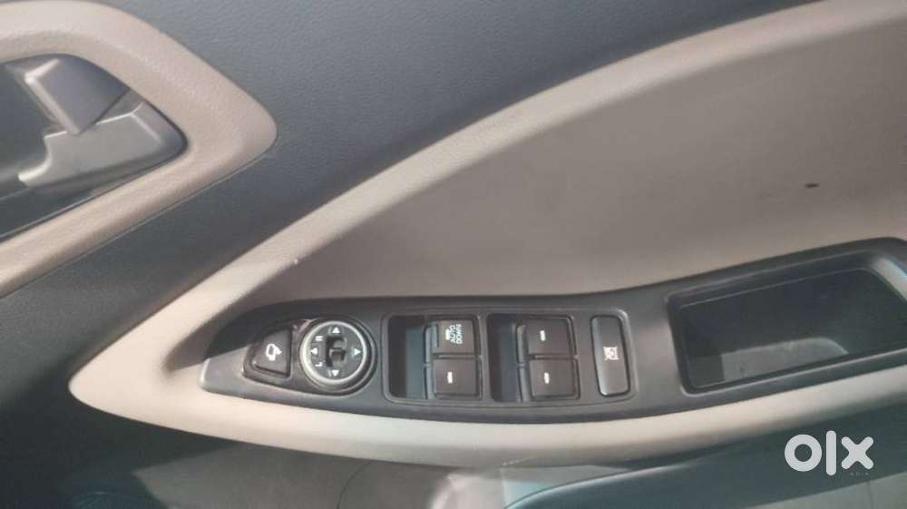 Hyundai I20 Sportz 1.2 Vtvt, 2015, Petrol