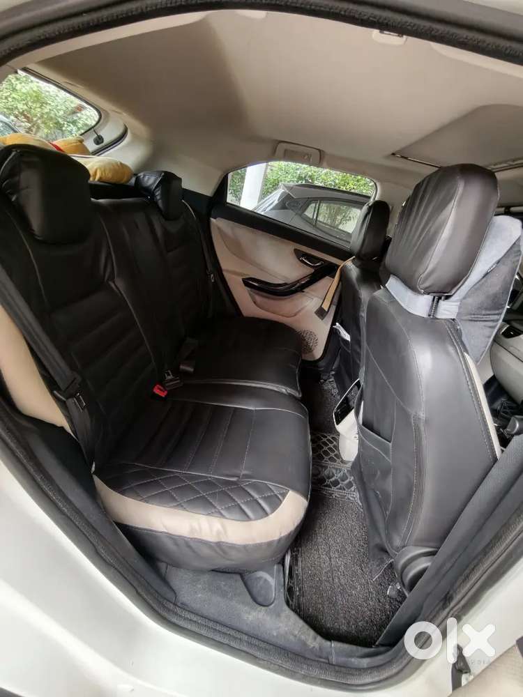 Tata Nexon 1.2 Xz Plus Dual Tone (o)