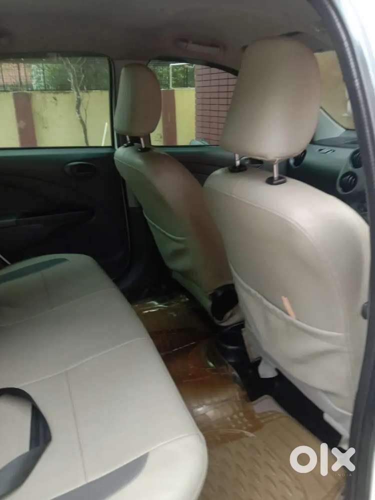Toyota Etios 1.5 G 2013
