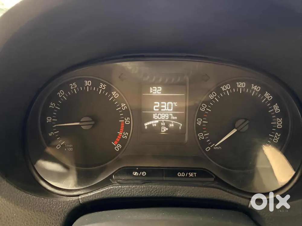 Skoda Rapid 2017 Diesel 160000 Km Driven And Well Maintained.