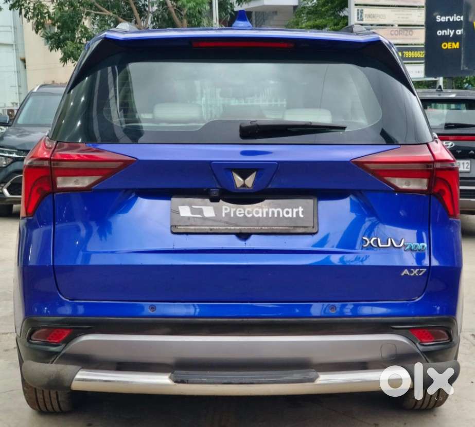 Mahindra Xuv700 2.0 Ax 7 Petrol At Str, 2022, Petrol