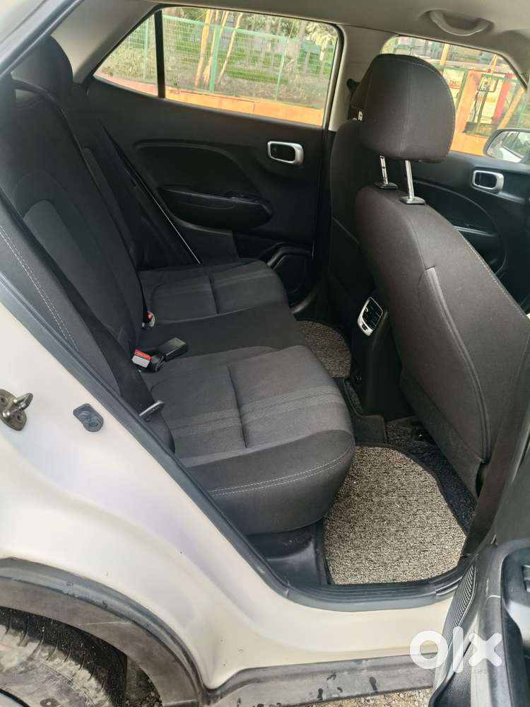 Hyundai Venue 1.2 S (o), 2021, Cng & Hybrids