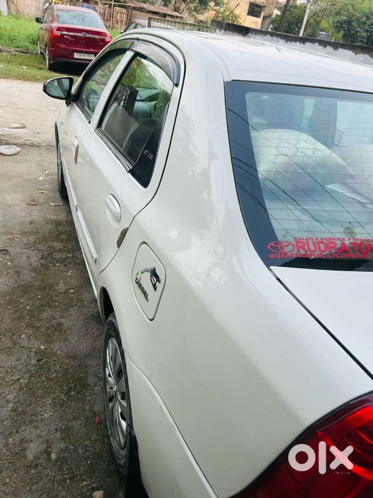Toyota Etios 2016 Diesel Well Maintained.zero Dept Insurance Service