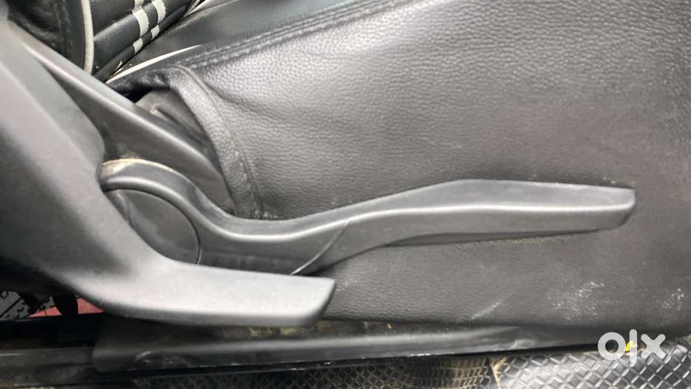 Maruti Suzuki Swift 2018 Zxi Plus, 2020, Petrol