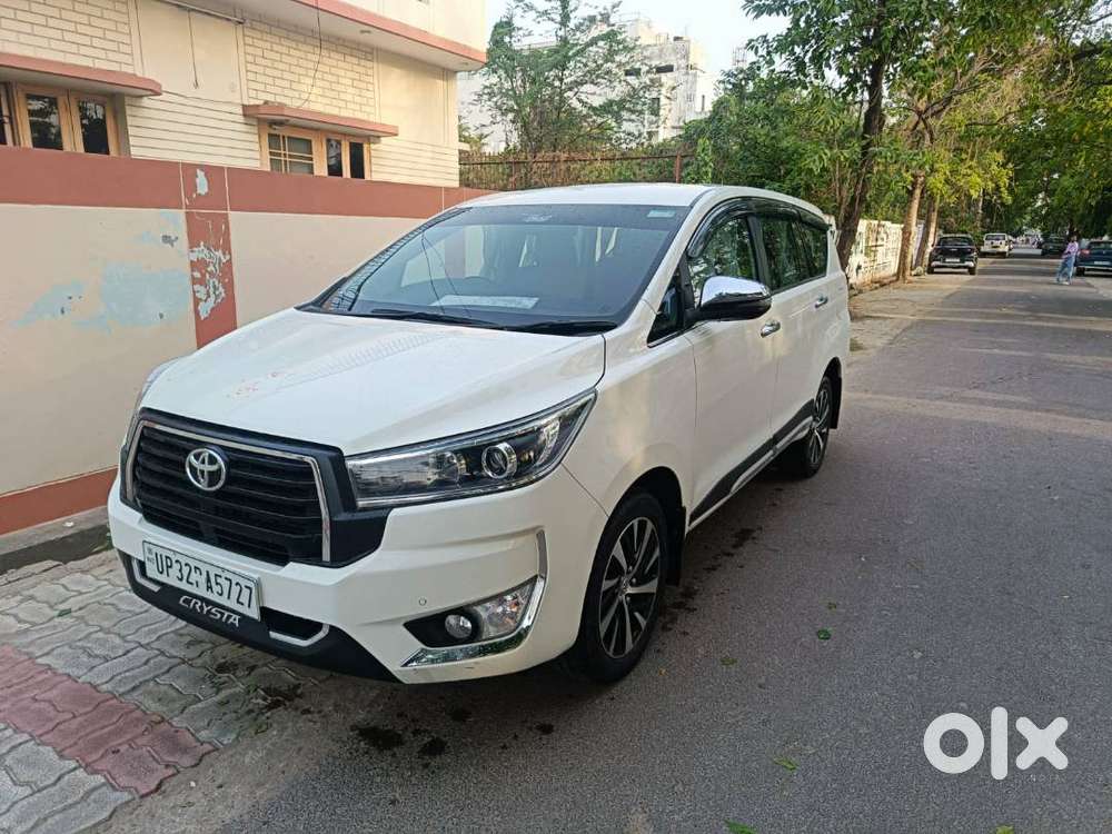 Innova Crysta 2.4 Z