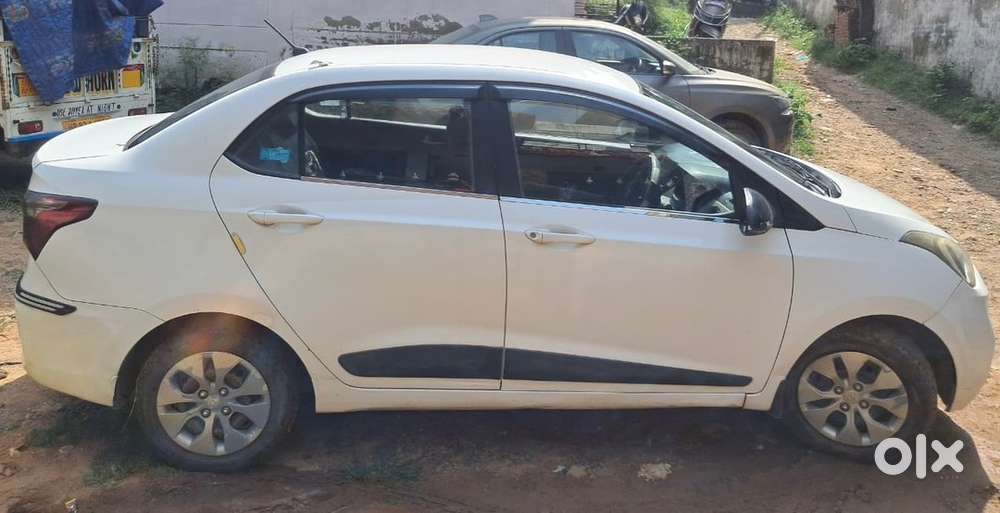 Hyundai Xcent Petrol Manual 2018