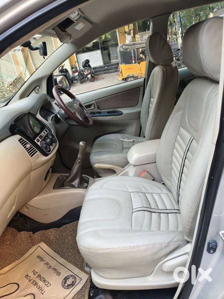 Toyota Innova 2.5 G (diesel) 8 Seater, 2013, Diesel