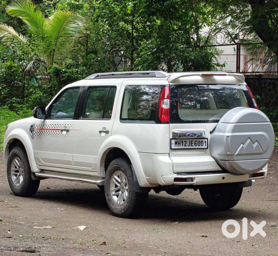 Ford Endeavour 4x4 Thunder Plus, 2012, Diesel
