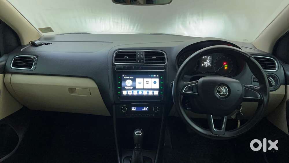 Skoda Rapid 1.0 Style At, 2021, Petrol