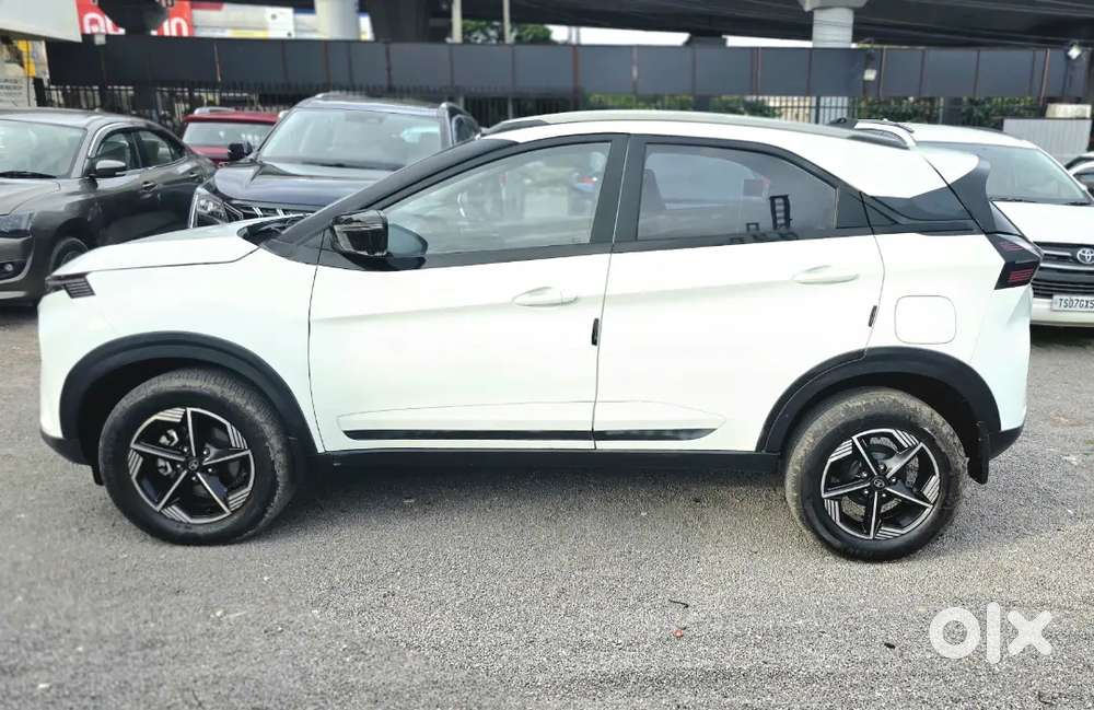 Tata Nexon Creative Plus 2025