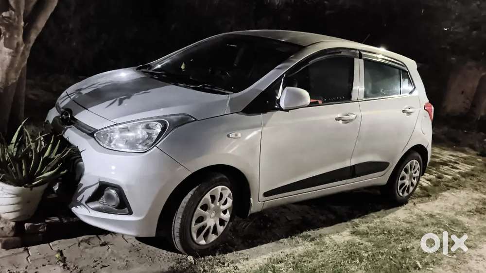 Hyundai Grand I10 2016 Petrol 54300 Km Driven