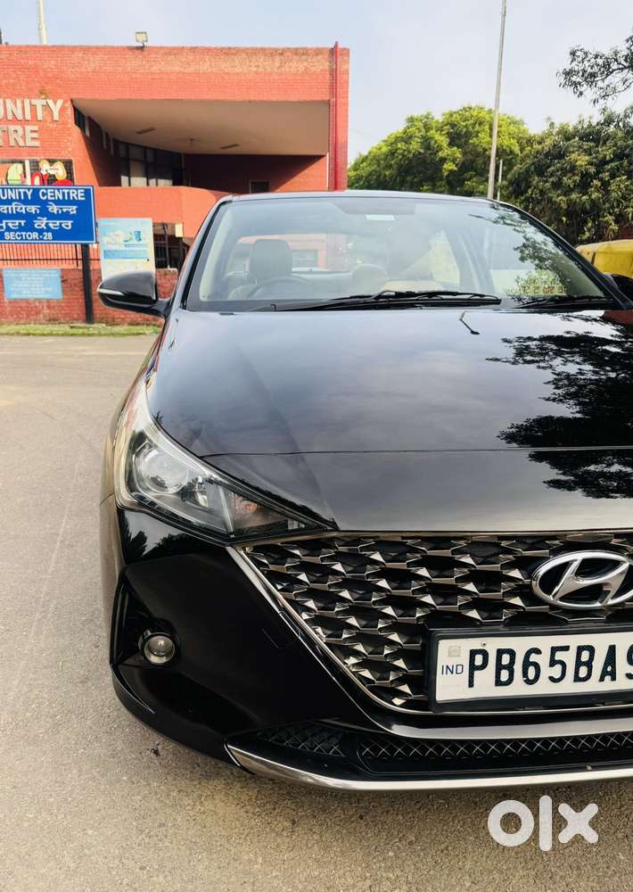 Hyundai Verna 1.5 Sx Petrol Mt, 2021, Petrol