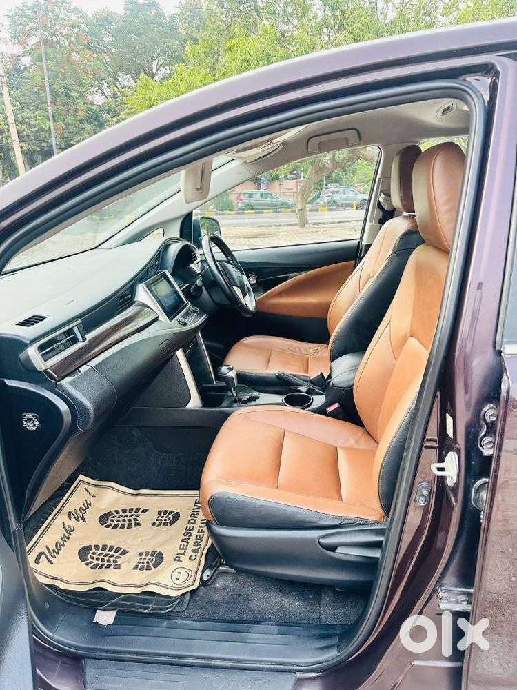 Toyota Innova Crysta 2.8z Automatic, 2017, Diesel