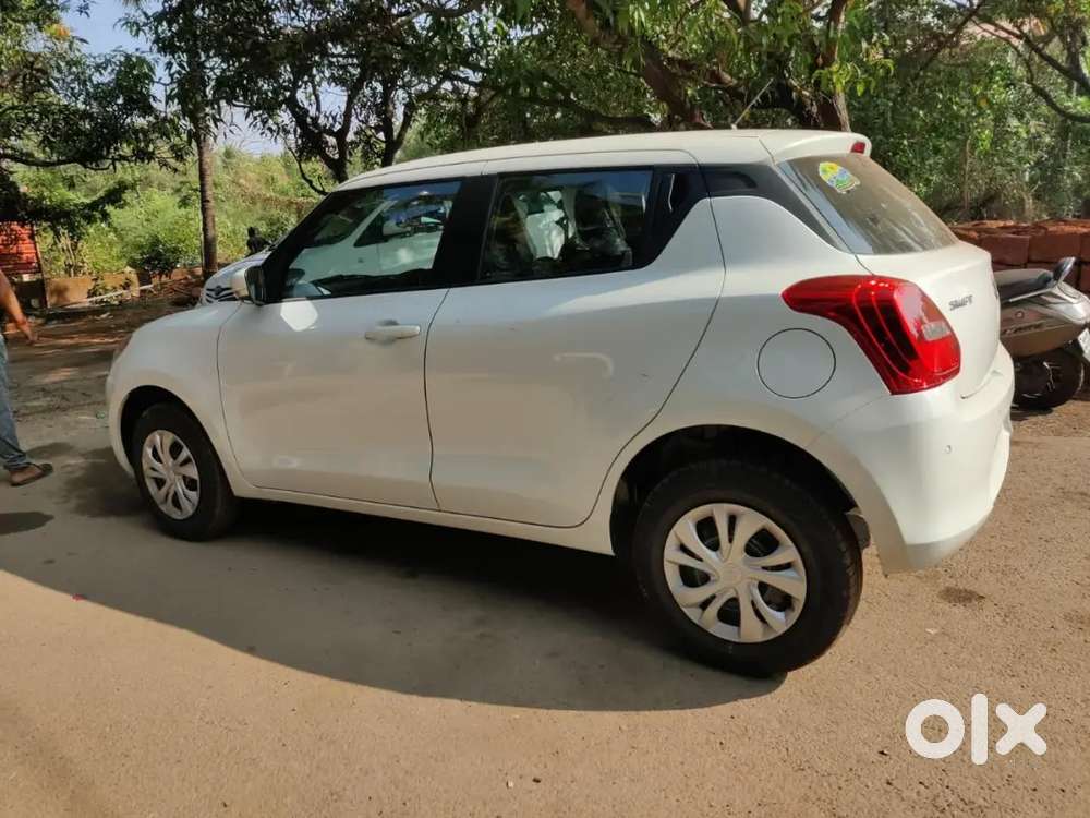 Maruti Suzuki Swift Petrol 2023