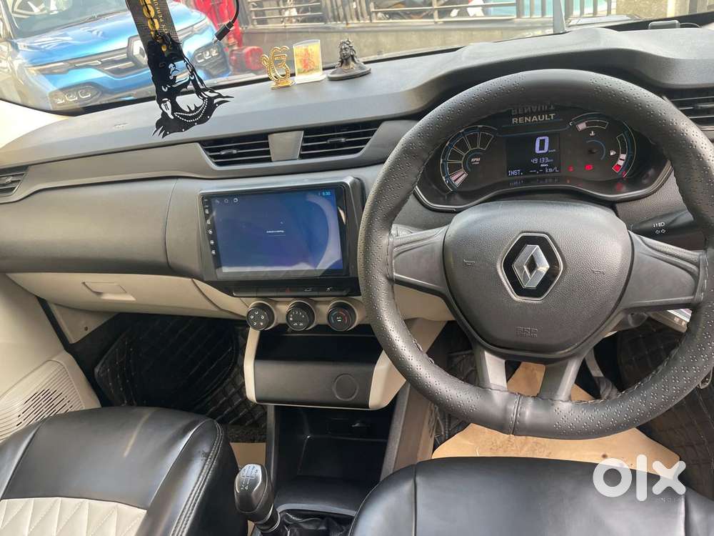 Renault Triber 1.0 Rxe, 2023, Petrol