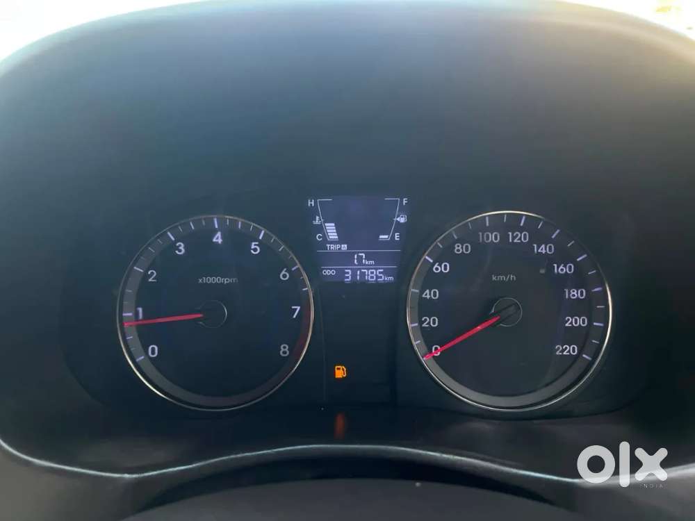 Hyundai Verna [ ] Fluidic 1.4 Vtvt, 2011, Petrol