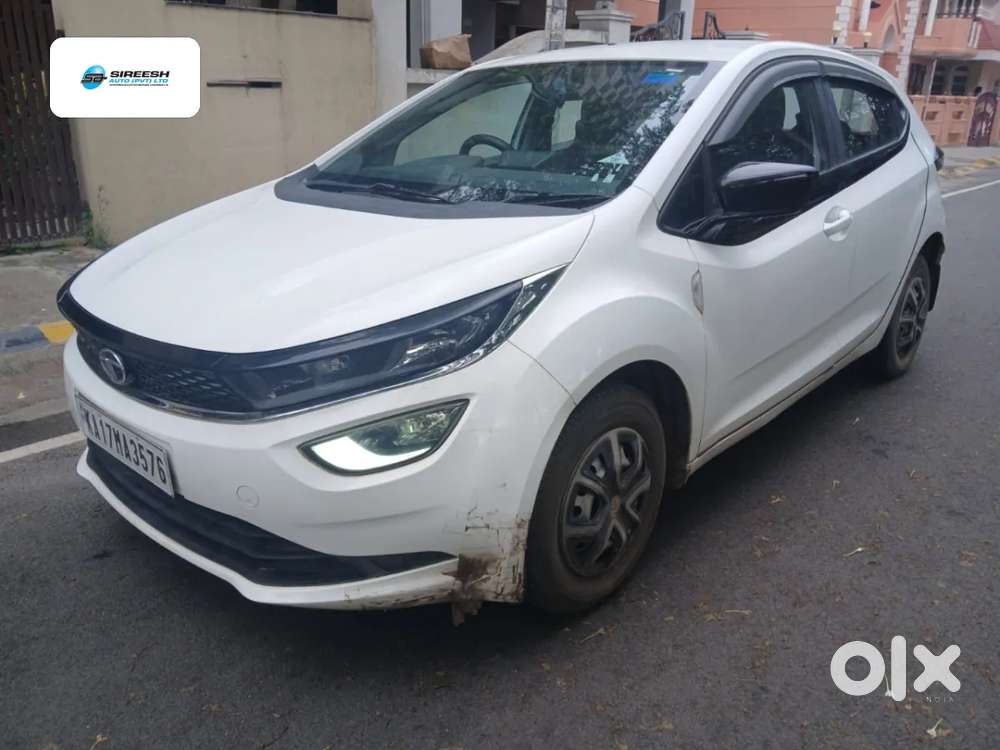 Tata Altroz Xe Petrol, 2020, Petrol