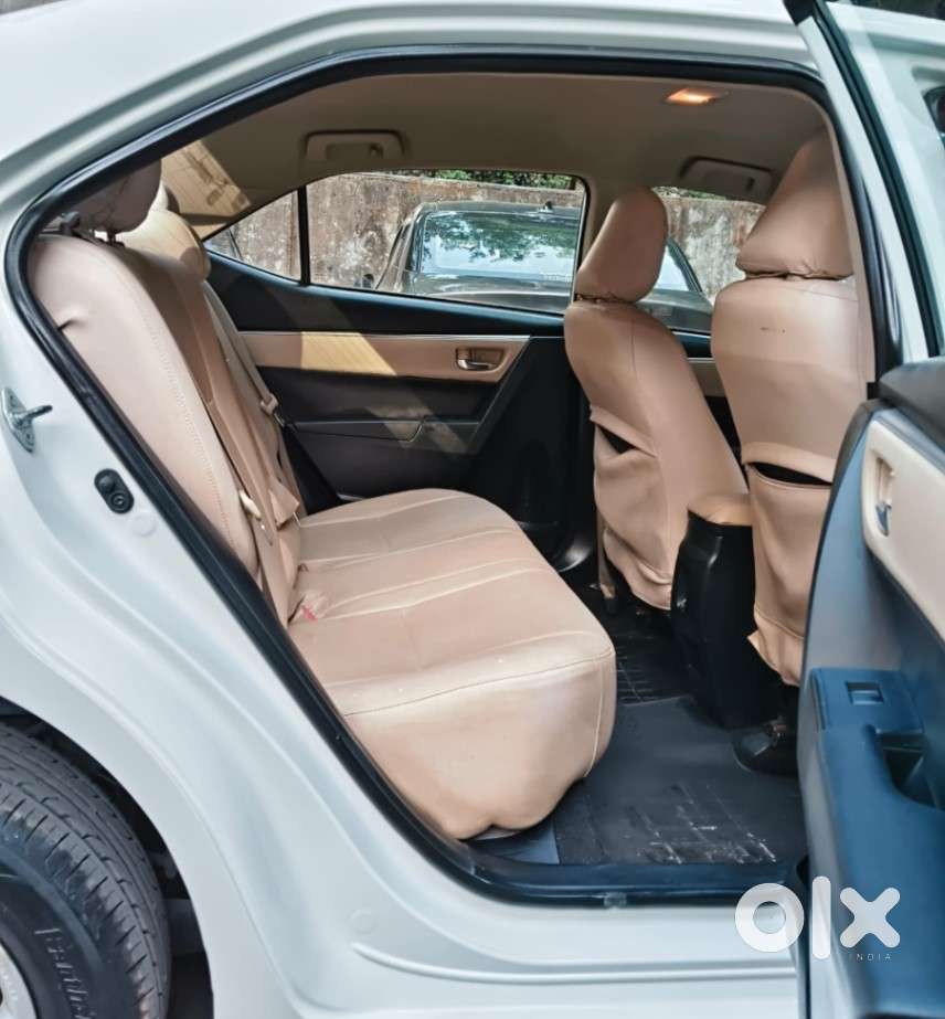 Toyota Corolla Altis 2013-2017 D-4d G, 2015, Diesel