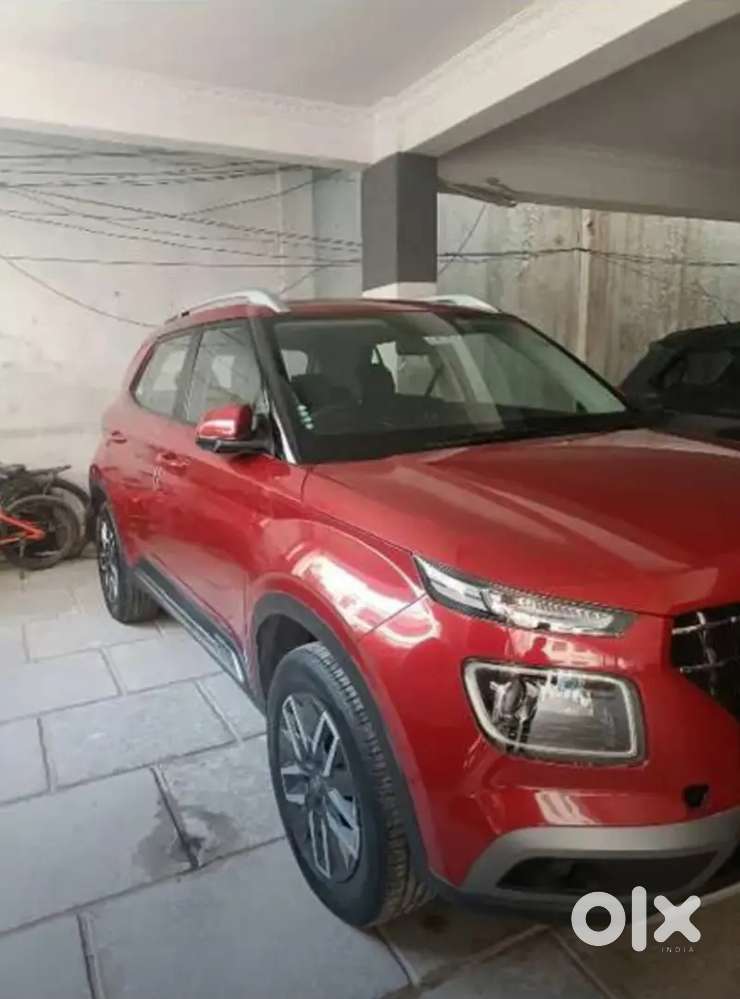 Hyundai Venue Petrol Manual 2021