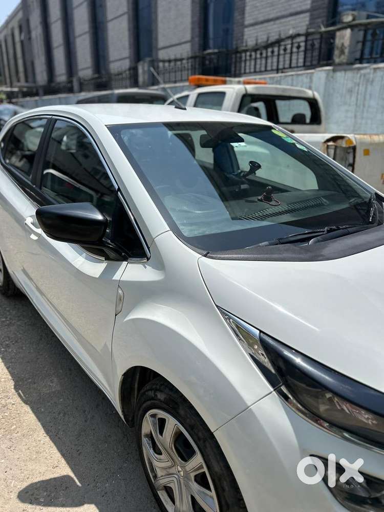 Tata Altroz 2022 Cng & Hybrids Well Maintained