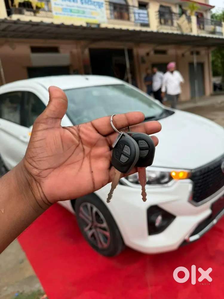 Maruti Suzuki Ertiga Vxi 2026
