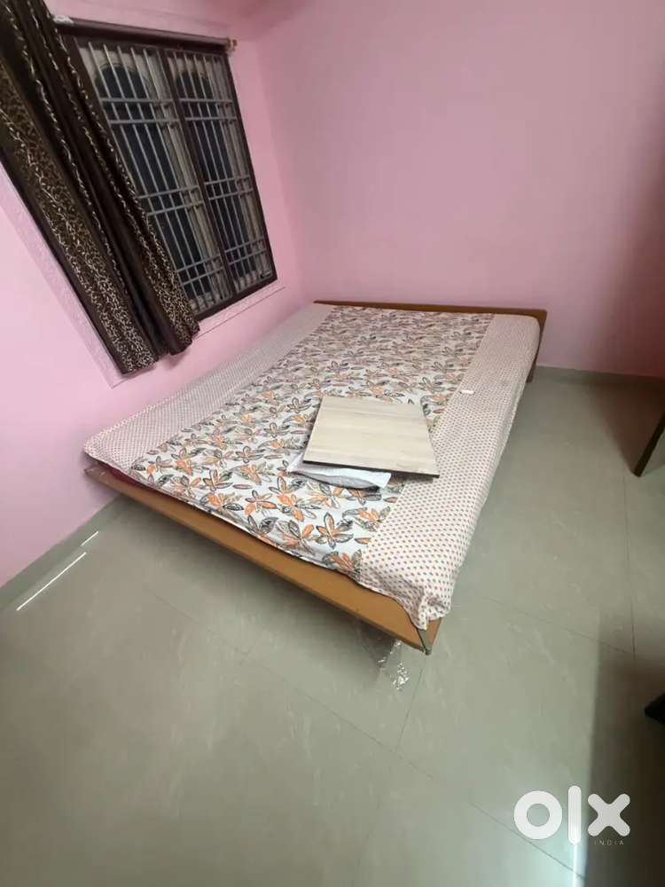 King size bed , teakwood table , dressing table for sale