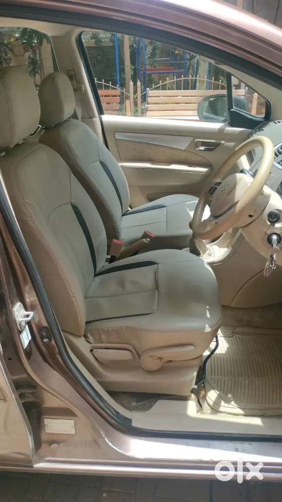 Maruti Suzuki Ertiga 2012 Zxi