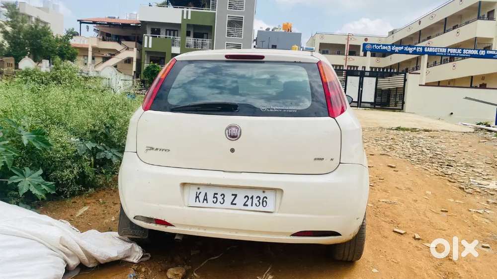 Fiat Grande Punto 2011 Petrol Manual
