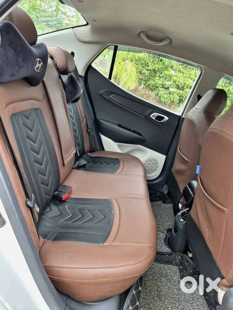 Hyundai Aura 1.2 Sx Cng, 2023, Cng & Hybrids