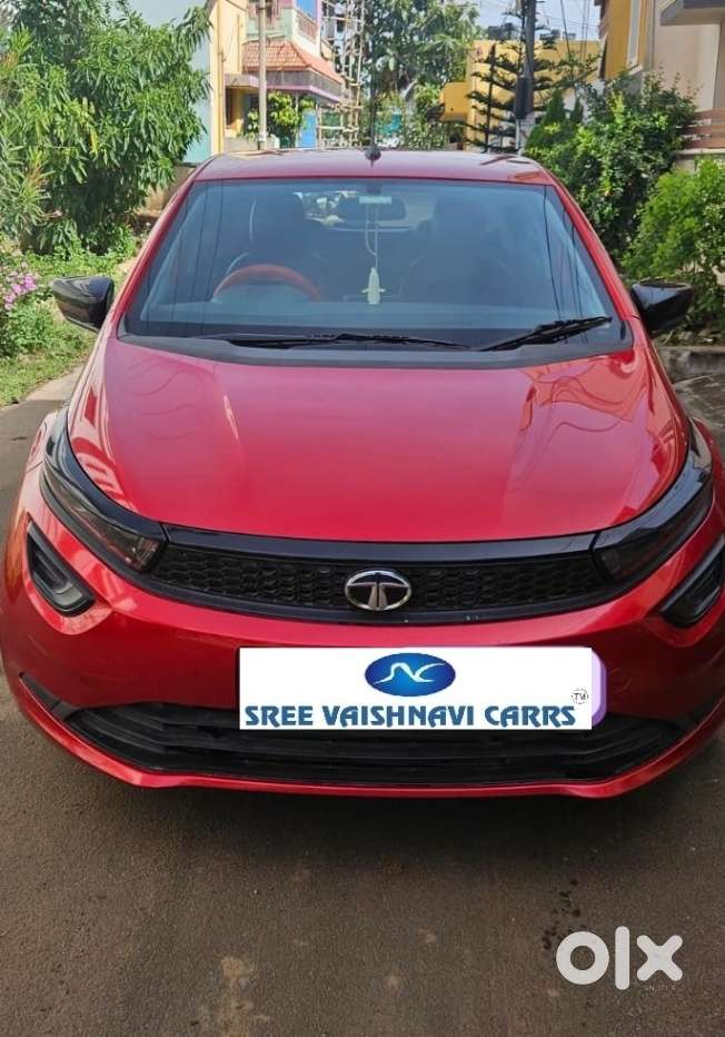 Tata Altroz 1.2 Xe, 2020, Petrol
