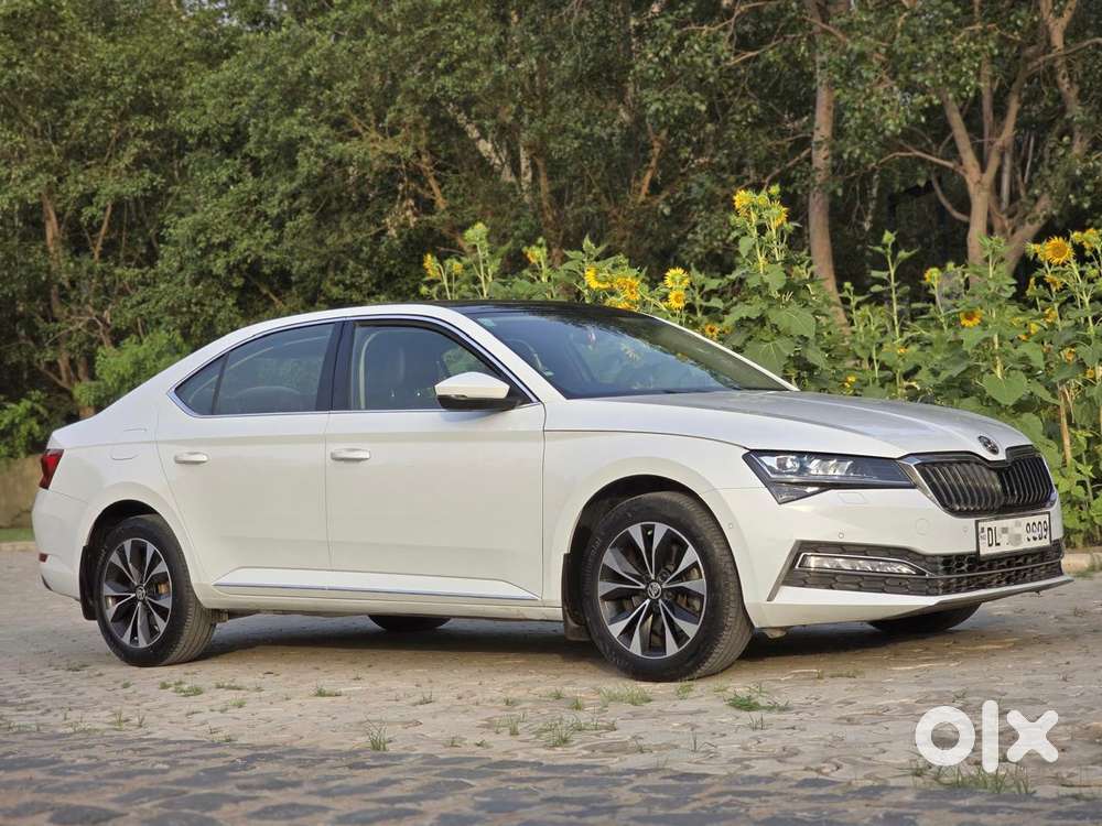 Skoda Superb 2.0 Tsi At L&k, 2021, Petrol