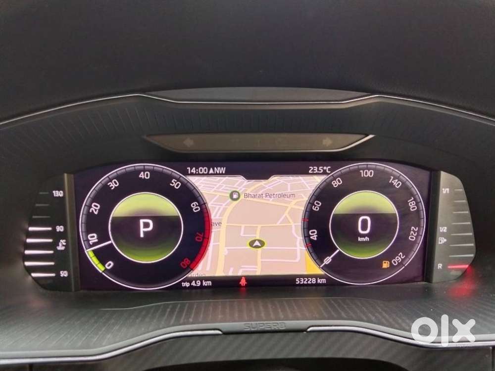 Skoda Superb 2.0 Sportline Tsi At, 2021, Petrol