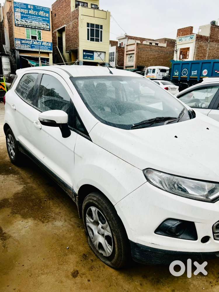 Eco Sport Well Maintained With 22+ Average Driven By Doctor
